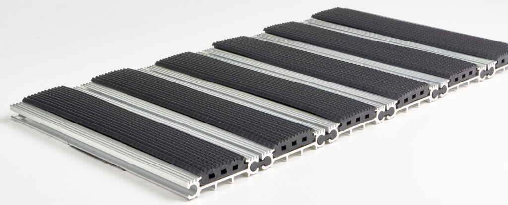 széles változat, PVC töltet, Atrium barna-szürke textil, Bfl-s1